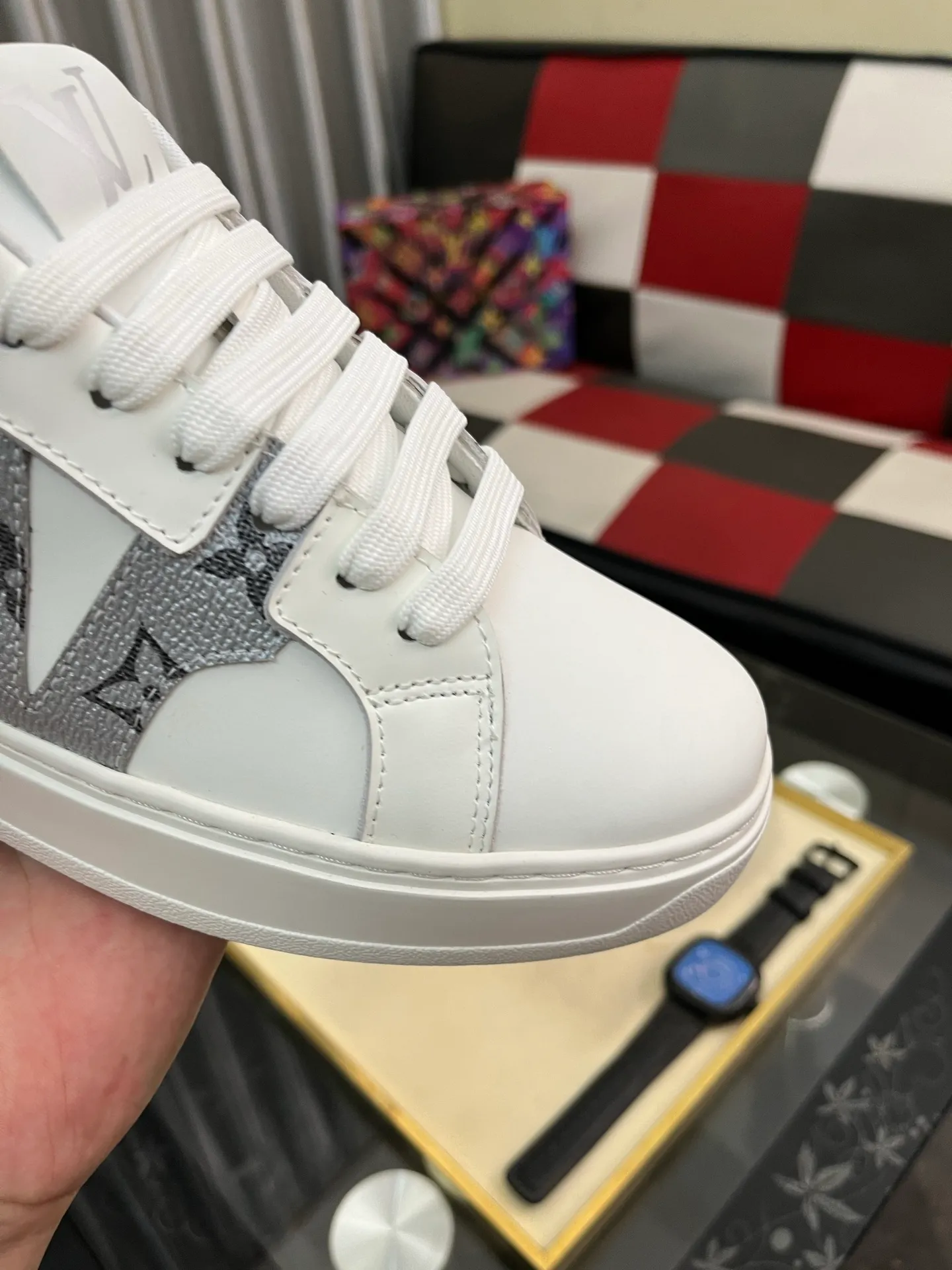 Men's shoes 💰520⌚️⌚️LV Louis Vuitton. The latest fashionable casual shoes are popular in physical stores. New spring and summer comfortable imported custom original cowhide, unique jacquard fabric element design. With sheepskin lining, Lv original bottom, [sun][sun] high-end packaging and high quality💪Details determine the quality, you can enter and leave the counter at will, welcome to compare🇮🇹Number of sizes 38-445️⃣Color options available